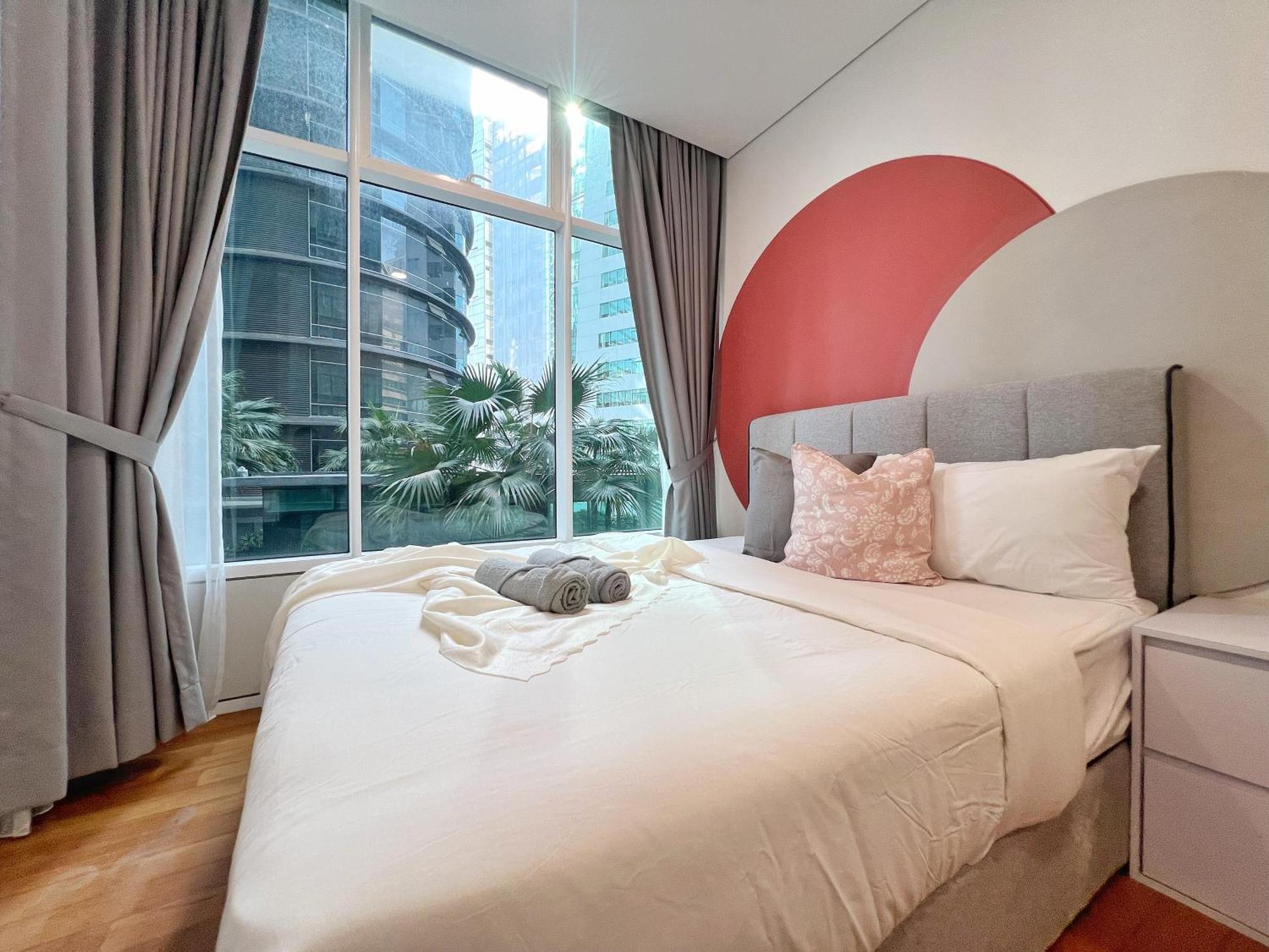 Sky Blush 3br At Klcc *