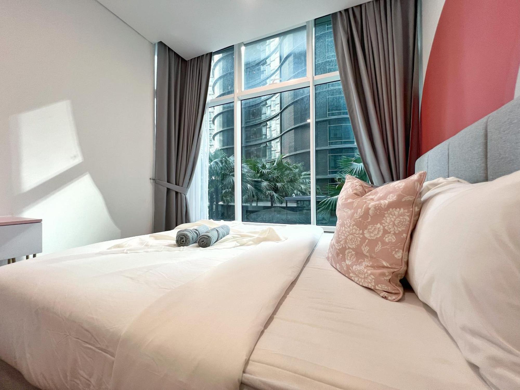 Sky Blush 3br At Klcc Pangsapuri Kuala Lumpur