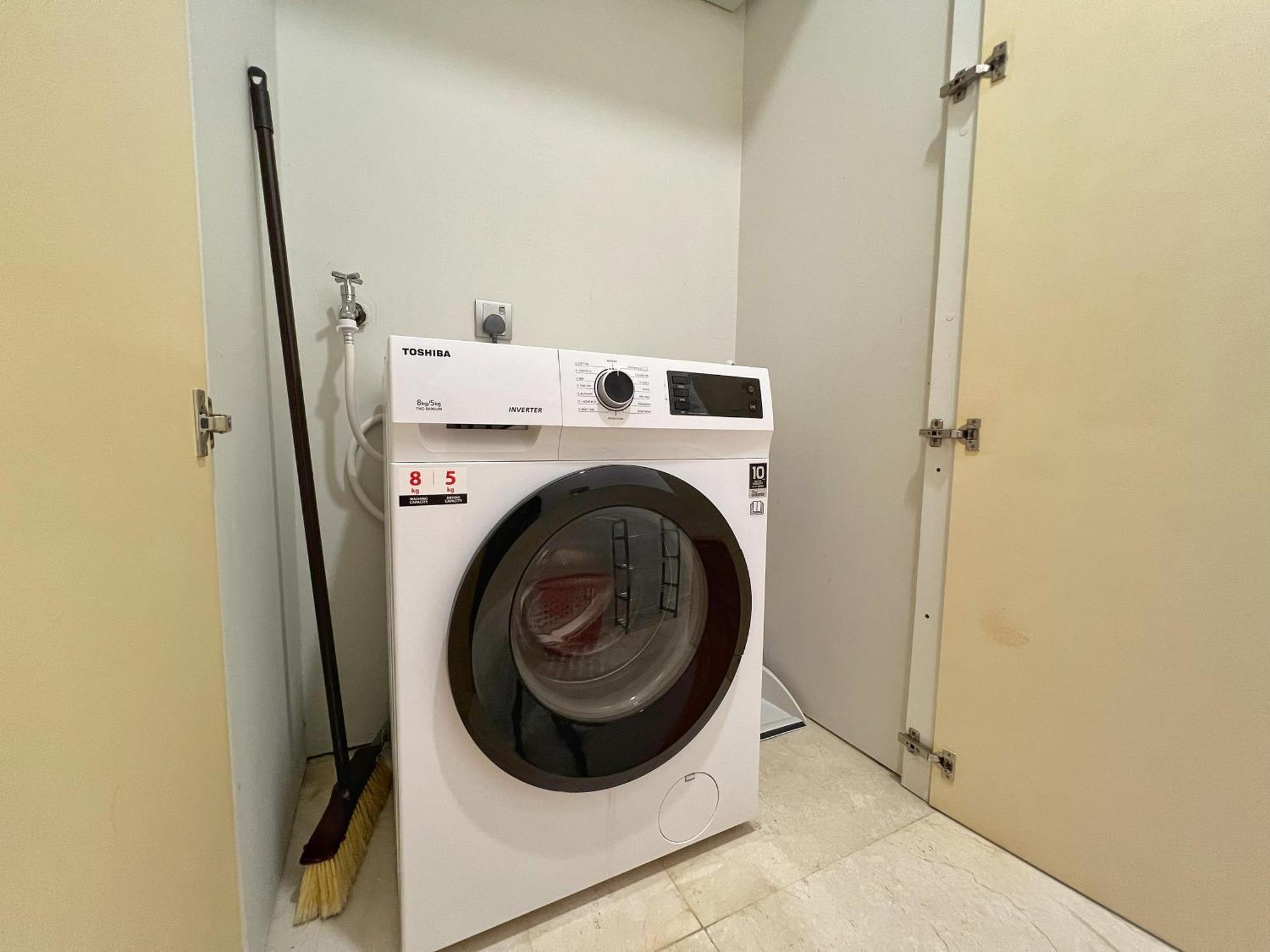 Pangsapuri Sky Blush 3br At Klcc Kuala Lumpur